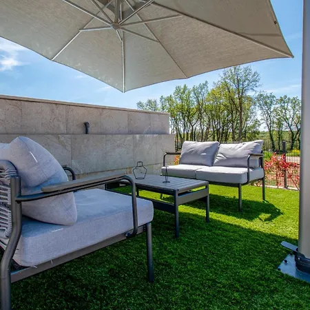 Casa Vitale By Istrabook Basici